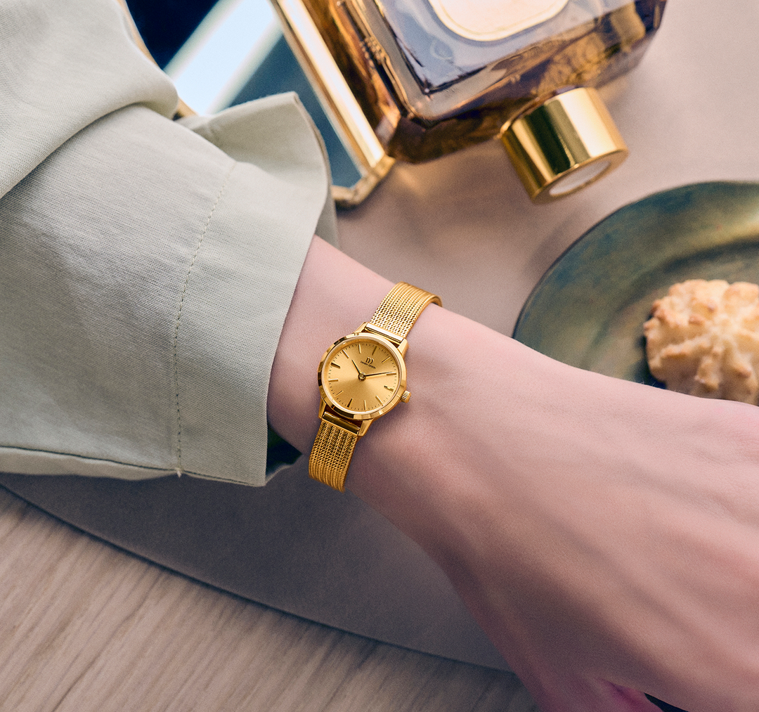 Danish Design IV06Q1268 Akilia Mini Gold Watch