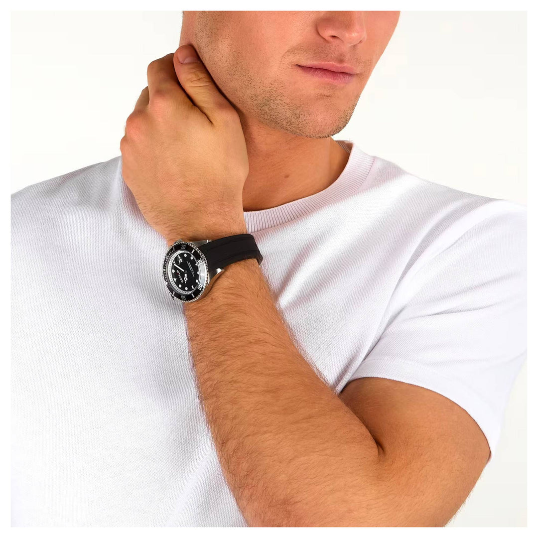 Sector R3251161062 Collection 230 Quartz Watch