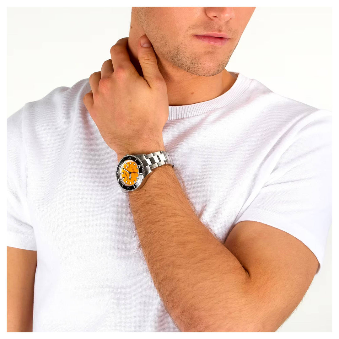 Sector R3253161066 Collection 230 Quartz Watch
