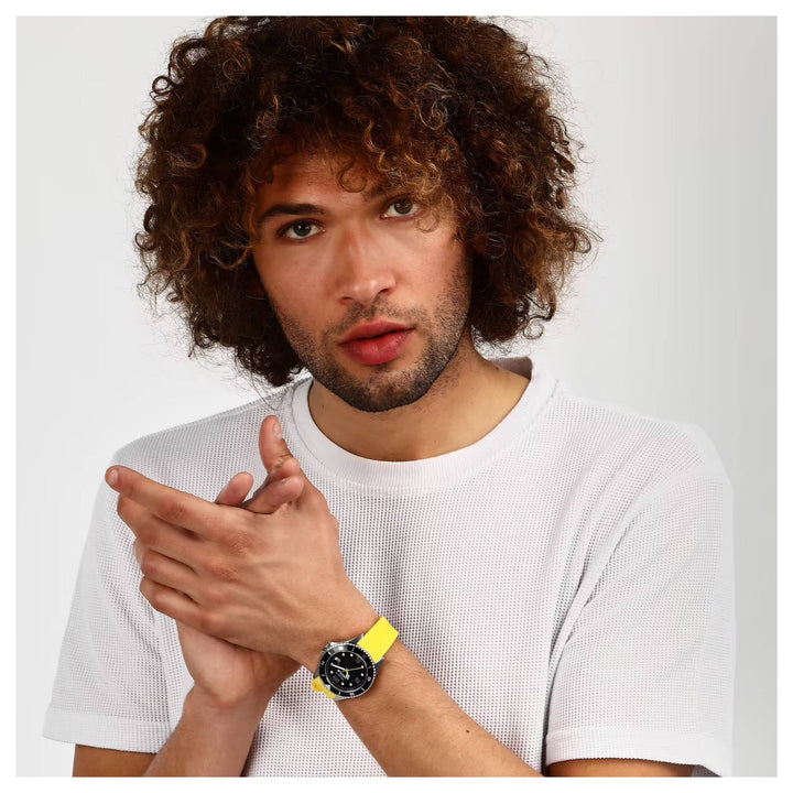 Sector R3251161058 Collection 230 Quartz Watch