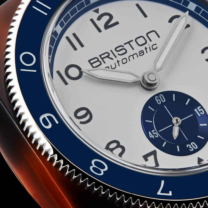 Briston Clubmaster Legend - Petite Seconde - Blanc / Bleu 241639.SA.T.2NV.CH Watch