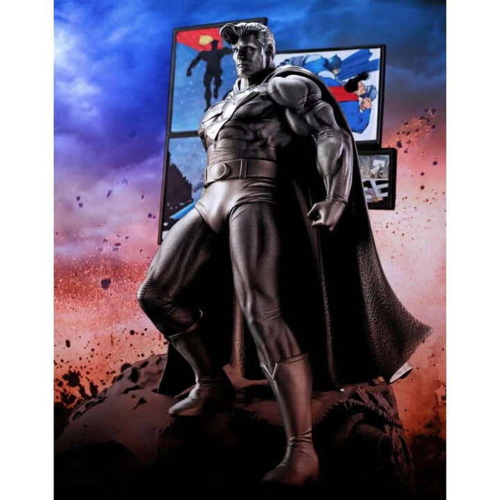 DC By Royal Selangor 0179043 Superman The Dark Knight Returns - H S Johnson