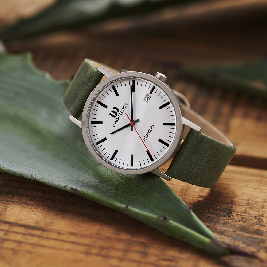 Danish Design IQ28Q1273 Rhine White Green Date Large Watch