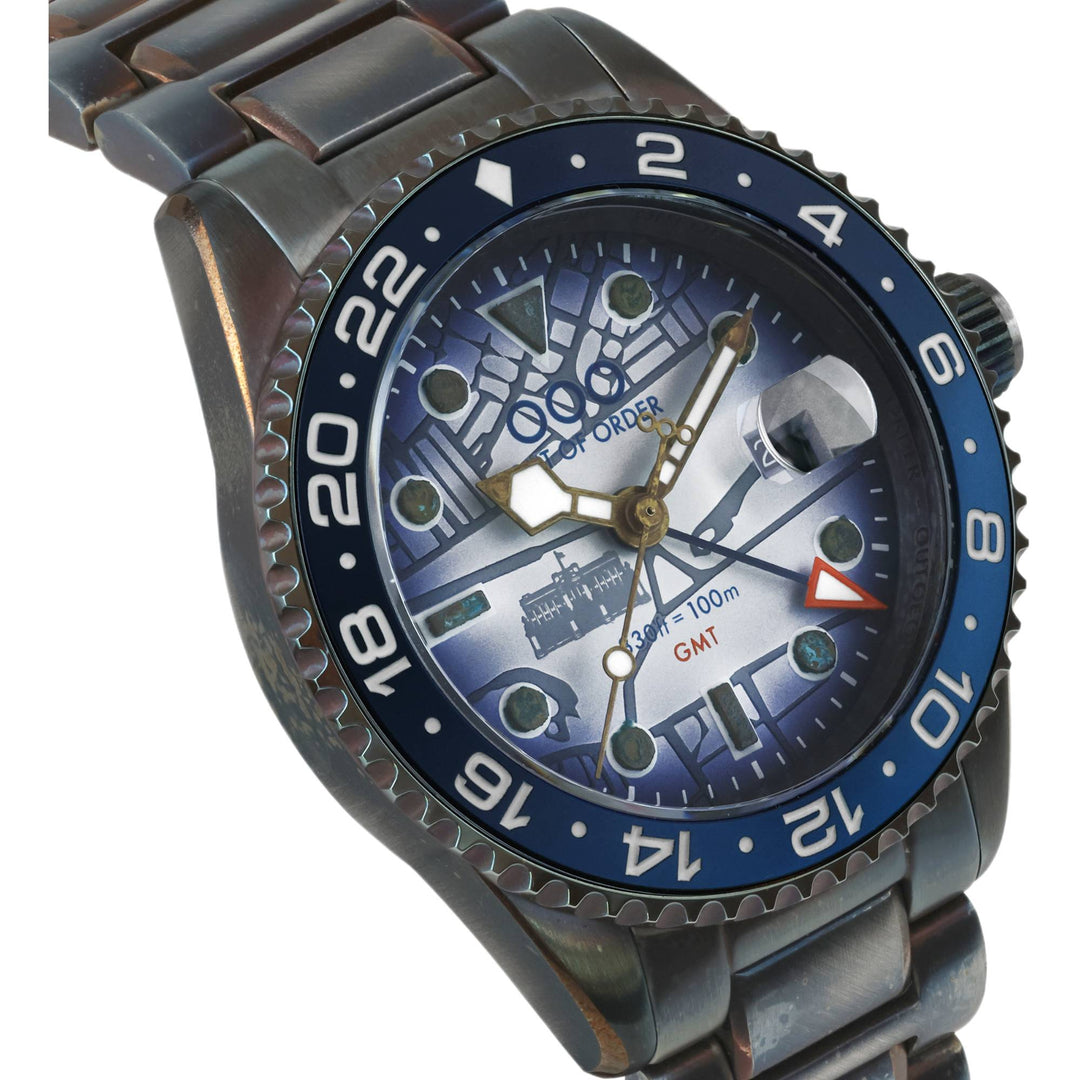 Out Of Order 001-19.LO London GMT Ultra Distressed - Buckingham Palace Watch