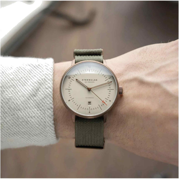 Sternglas S02-NX42-FI05 Men's NAOS XL Wristwatch
