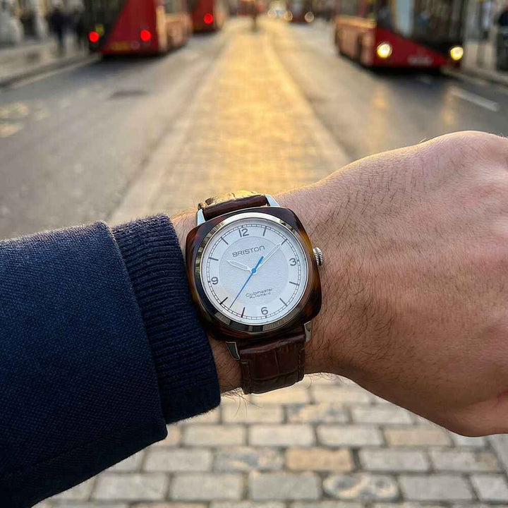 Briston Clubmaster Legend Classic - Blanc 25639.SA.T.2.LABR Watch