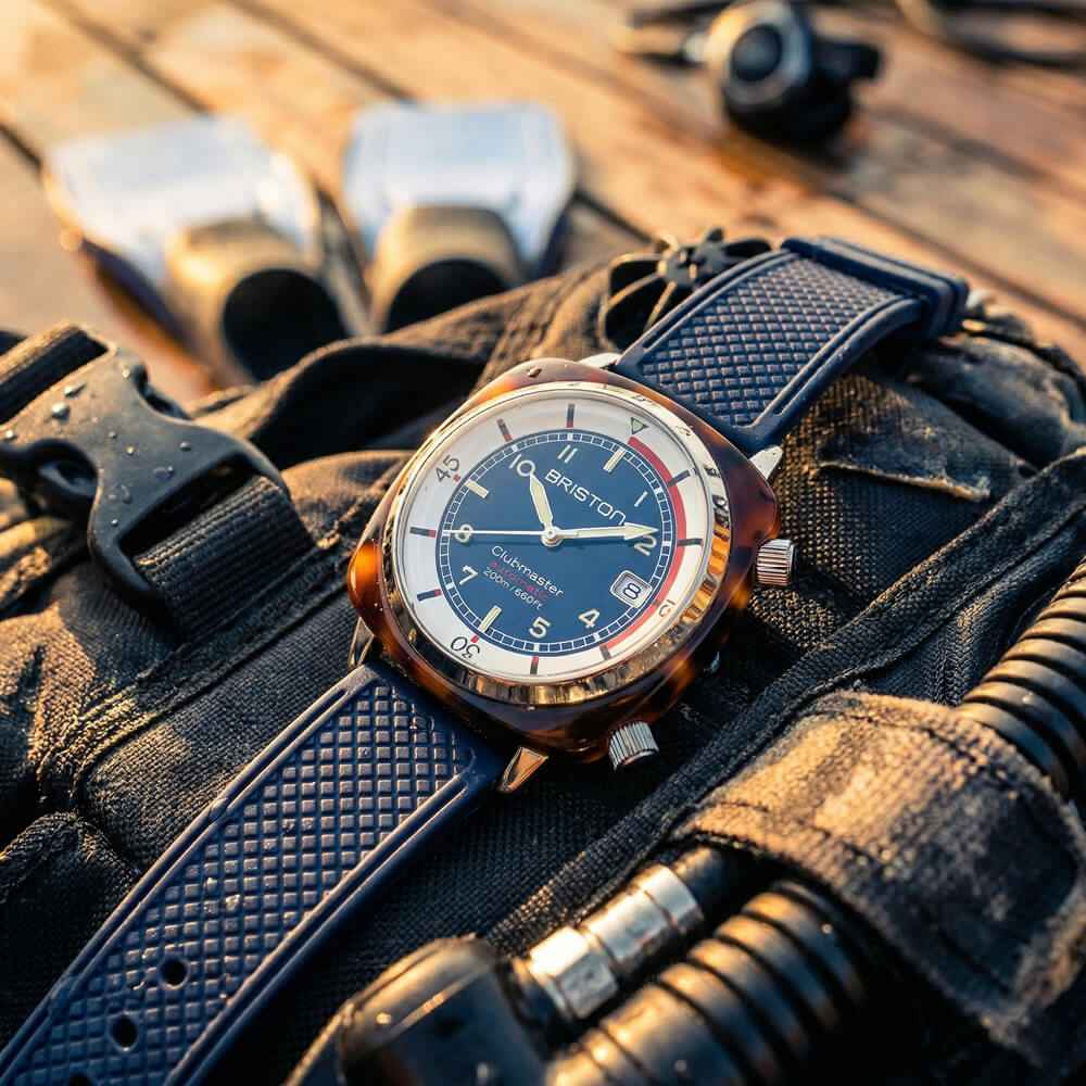 Briston Clubmaster Legend Compressor - Bleu 26642.SA.T.15.FNB Watch