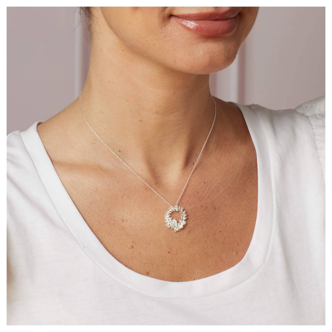 Laura Ashley N4718 Cathedine Necklace Sterling Silver